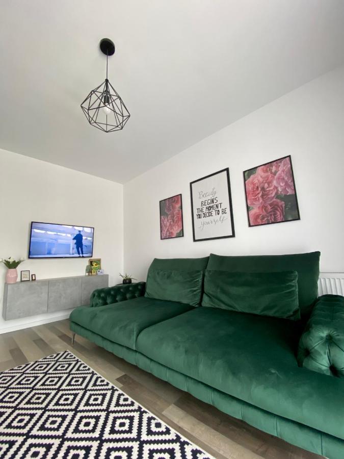 Velvet Studio Targu Mures Ngoại thất bức ảnh